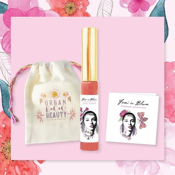 Berry Blossom Pink Sheer Glow Organic Lip Gloss Plumper Treatment - Picture 5 of 11